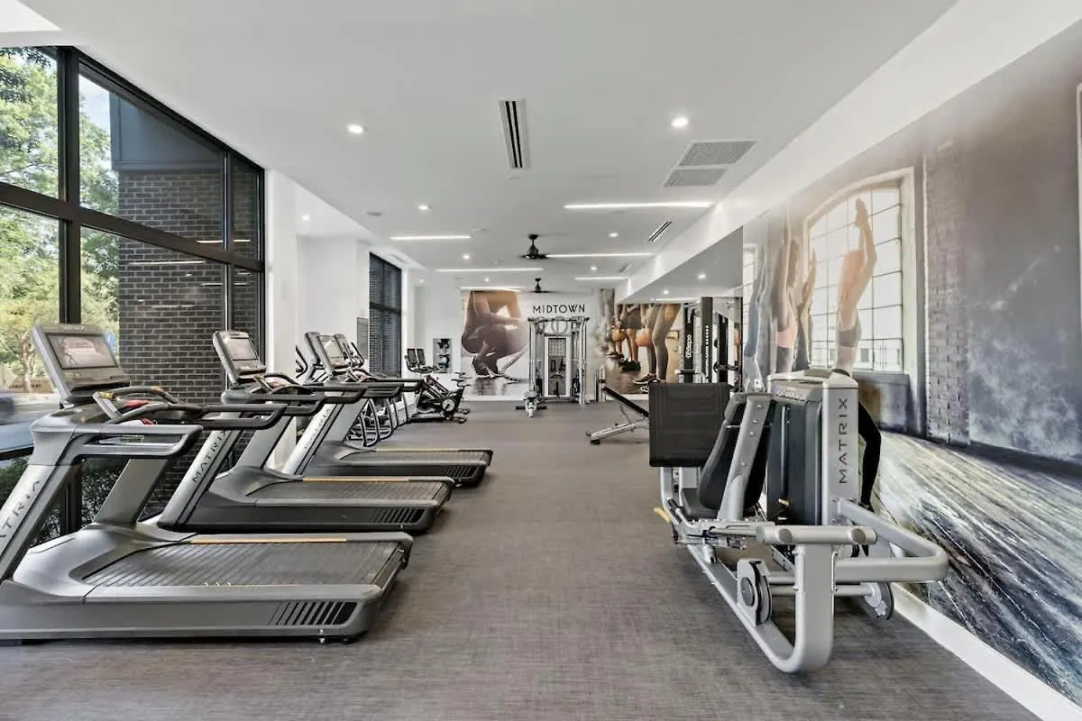 Appartement Chic Studio - 5 Min Dt, Gym, Parking, W-D - Sleeps 6 Charlotte